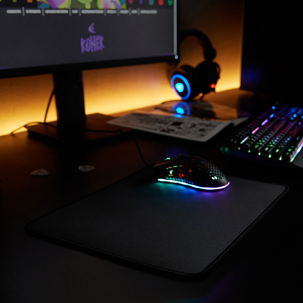 Коврик игровой BY "Speed" 350х250х4мм, прорезиненный с нейлоновым покрытием, чёрный, арт.№ 405-064