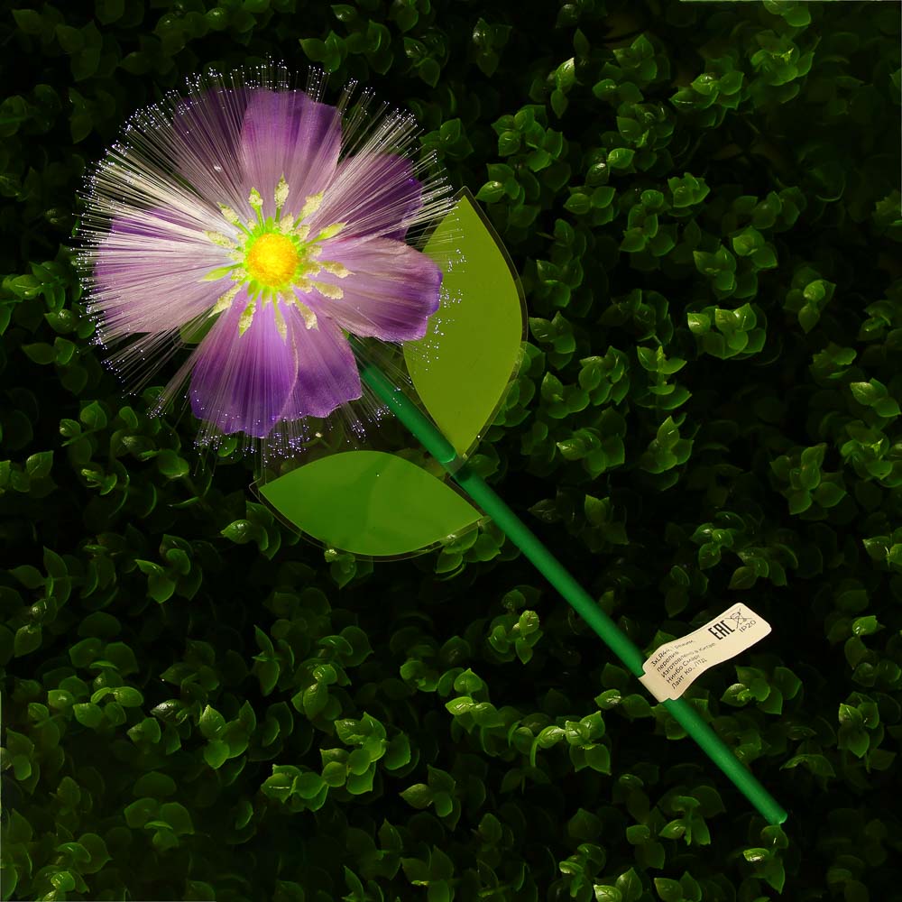 INBLOOM Фигурка на стержне Космея, 1LED, 1 реж., 11х28х3см, PS, PMMA, PVC, PP, 3xLR44, арт.№ 153-181