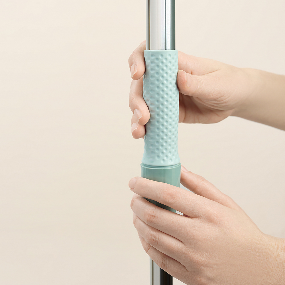 Швабра со сменной насадкой тм VETTA, насадка микрофибра, телеск.ручка 110см, сталь, пластик, 2 цвета, арт.№ 444-259