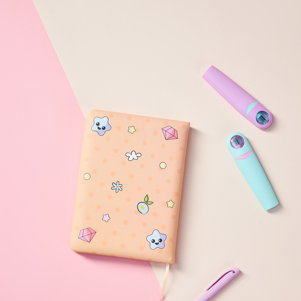 Записная книжка 96 листов 17,8х13 см "Кавай" BY Русские Супергерои, обложка-мялка, объемные элементы, арт.№ 557-081