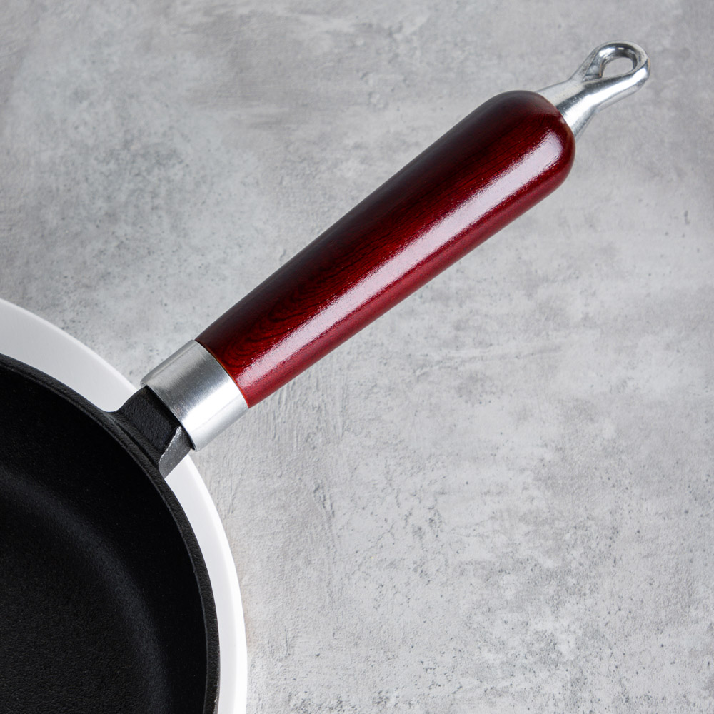 VETTA Сковорода чугун, d22х5см, деревянная ручка, индукция, арт.№ 808-005