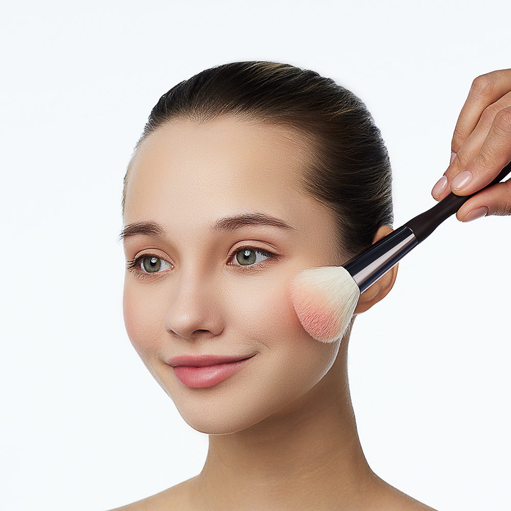 ЮНИLOOK Кисть для румян и сухих текстур, натуральный ворс, дерево, металл, 18см, арт.№ 357-273