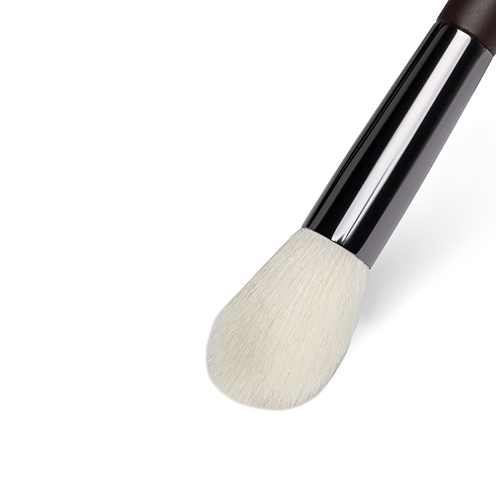 ЮНИLOOK Кисть для румян и сухих текстур, натуральный ворс, дерево, металл, 18см, арт.№ 357-273