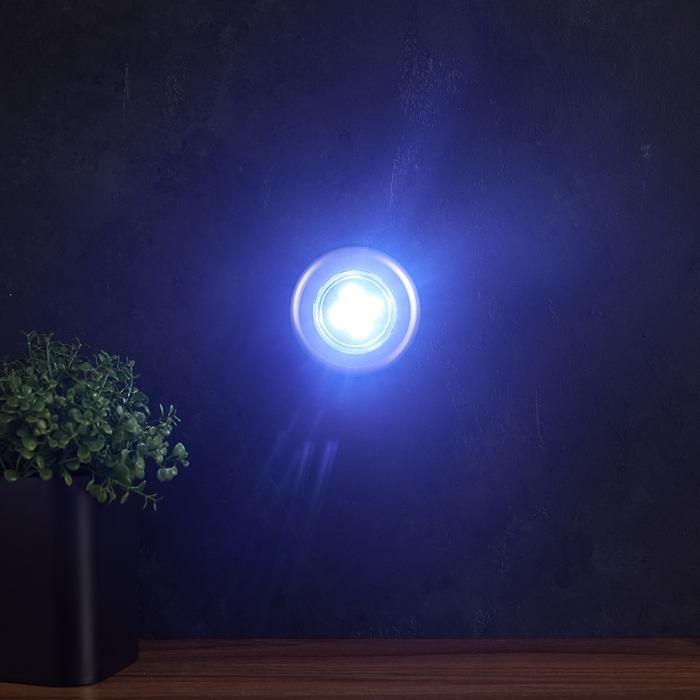 Светильник точечный нажимной BY, 6,5см, 3xААА, 4 LED, пластик, арт.№ 417-072