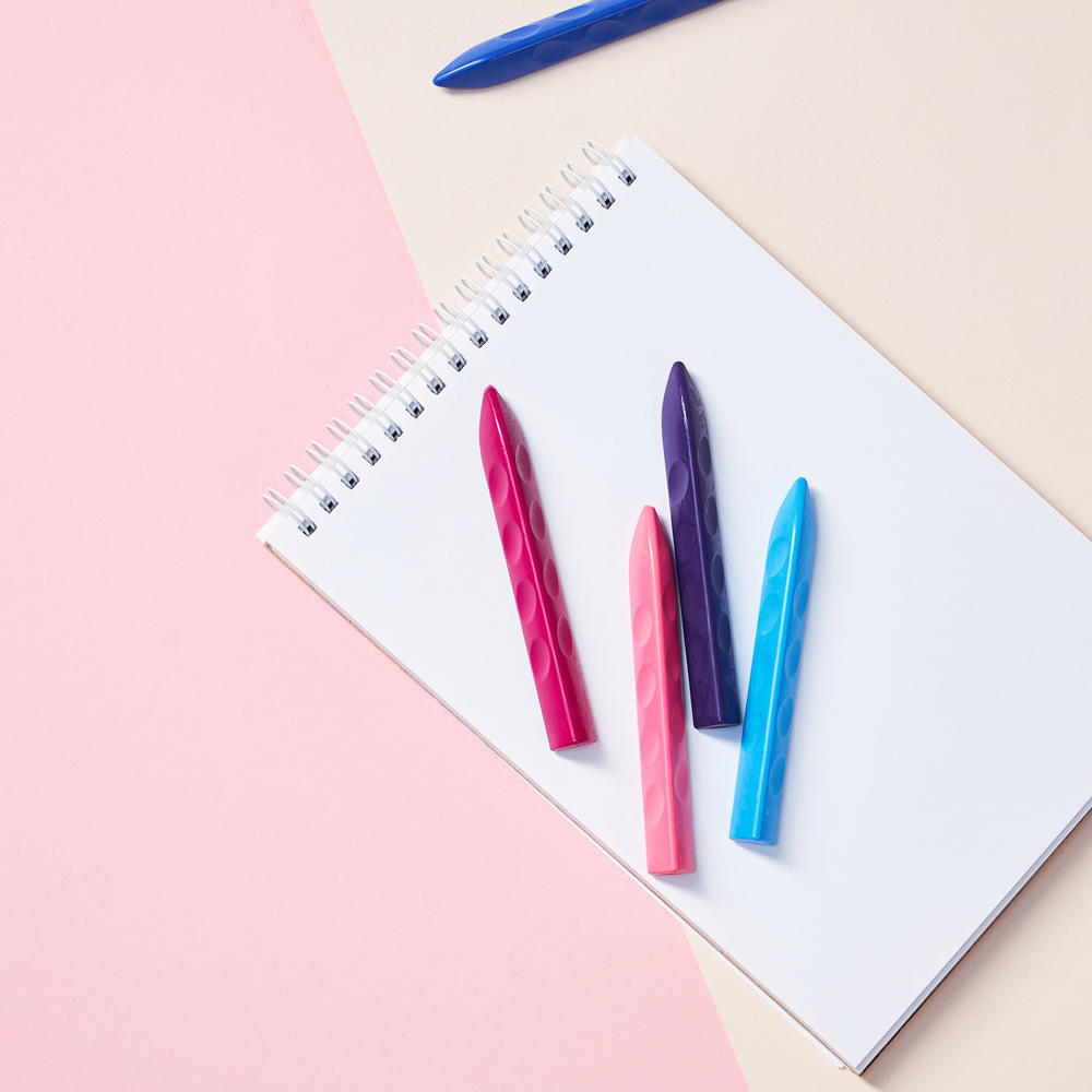 BY Русские Супергерои Мелки восковые пласт., 24 цвета, эрг.3-гранная форма, 10см, "Василиса", арт.№ 801-002