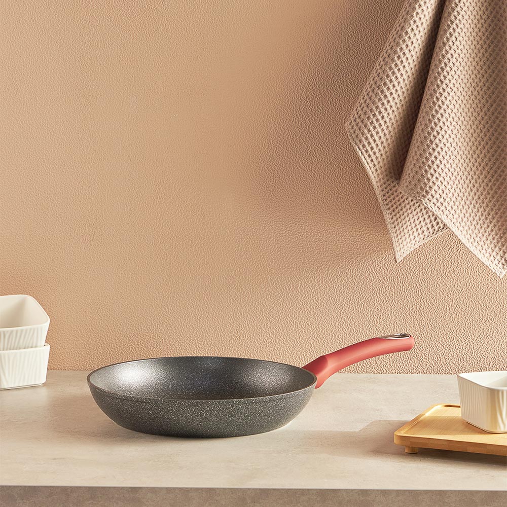 SATOSHI Лувьер Сковорода литая d28см, антипригарное покрытие мрамор, индукция, арт.№ 846-650