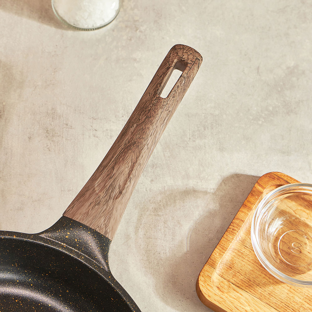 SATOSHI Карнуа Сковорода литая d28см, антипригарное покрытие Мрамор, индукция, арт.№ 846-562