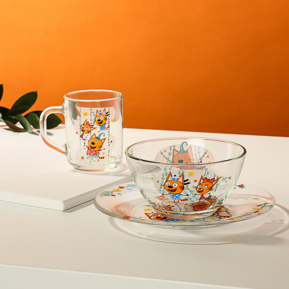 Тарелка "Три кота, цветы" 19,5см, стекло, арт.№ 829-003