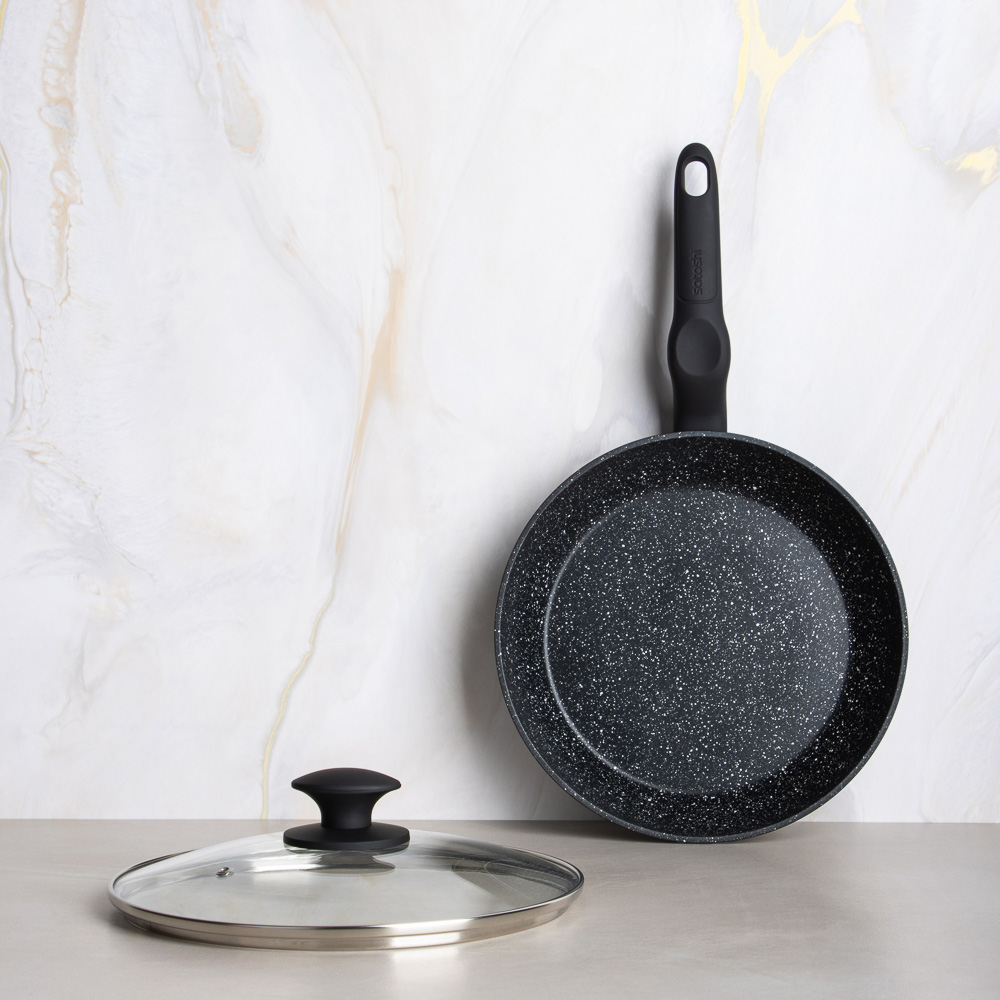 SATOSHI Стоун Сковорода литая с крышкой d24см, антипригарное покрытие мрамор, индукция, арт.№ 846-675