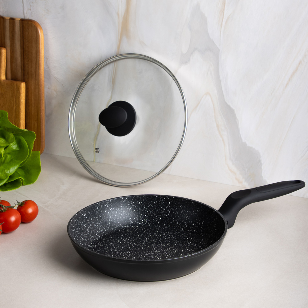 SATOSHI Стоун Сковорода литая с крышкой d24см, антипригарное покрытие мрамор, индукция, арт.№ 846-675