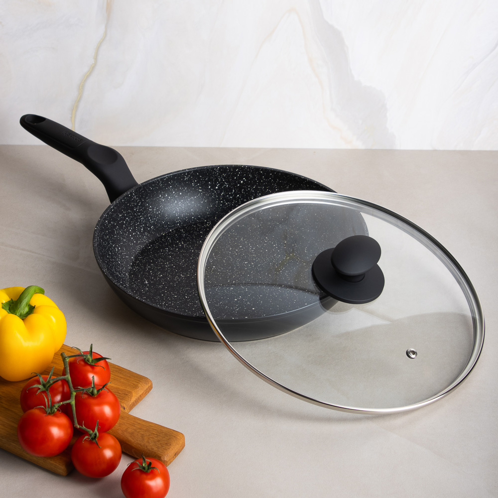 SATOSHI Стоун Сковорода литая с крышкой d26см, антипригарное покрытие мрамор, индукция, арт.№ 846-676