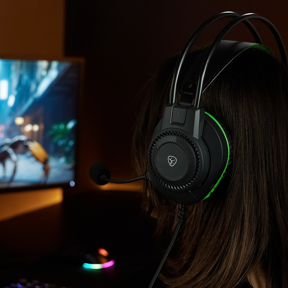 Наушники проводные с микрофоном игровые BY Сabasset 3.5мм 4pin-SPK+MIC 3,2 м, зелёные, арт.№ 410-083