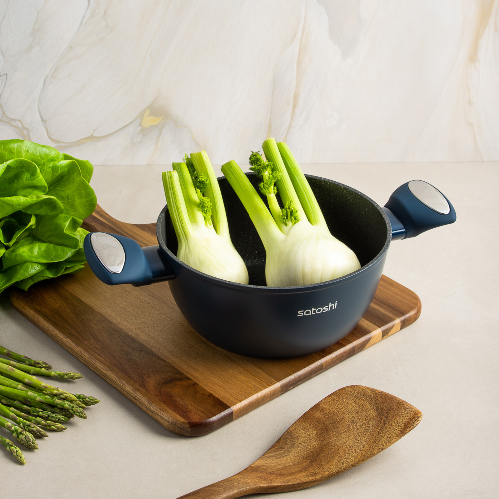 SATOSHI Ривьера Набор посуды 8 предметов, а/пр.покрытие: кастюли+крышки: 2,3 л и 3,8 л; ковш+крышка 1,3 л; сковороды 24 см, 28 см, арт.№ 846-722