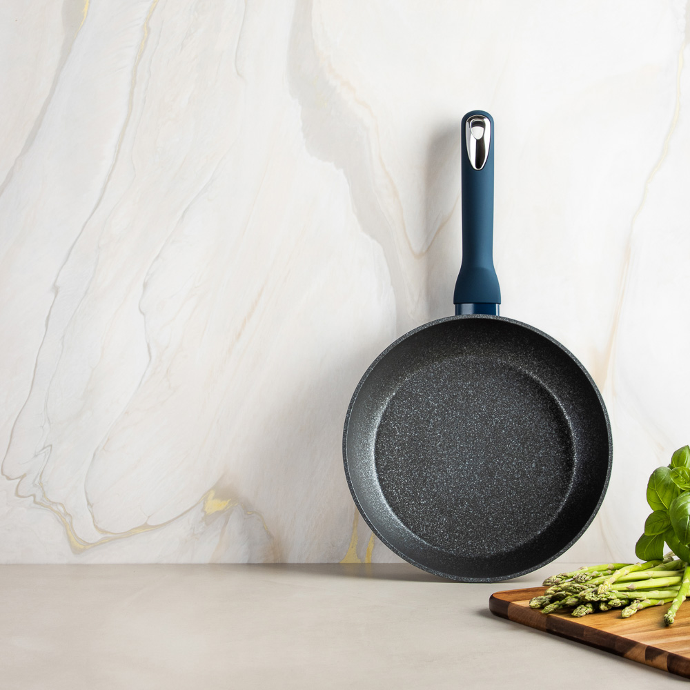 SATOSHI Ривьера Сковорода литая d24см, антипригарное покрытие мрамор, индукция, арт.№ 846-724