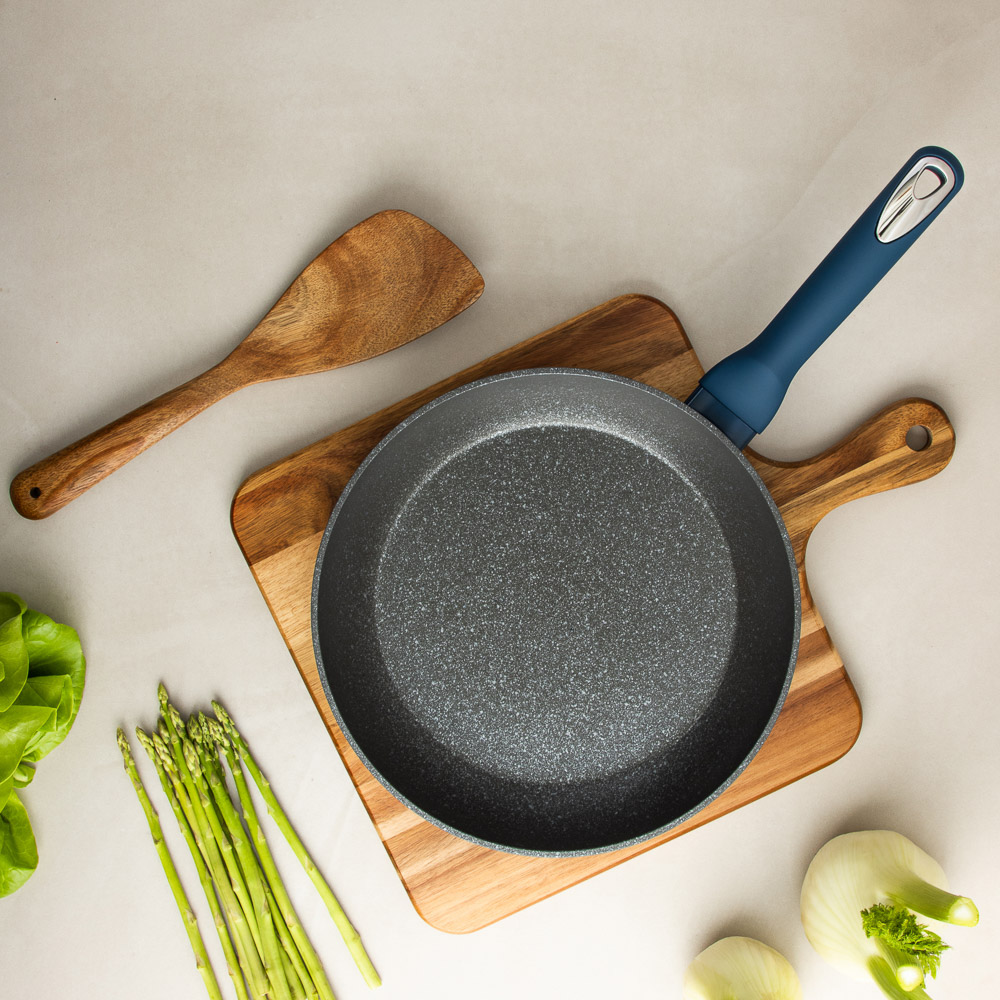 SATOSHI Ривьера Сковорода литая d26см, антипригарное покрытие мрамор, индукция, арт.№ 846-725