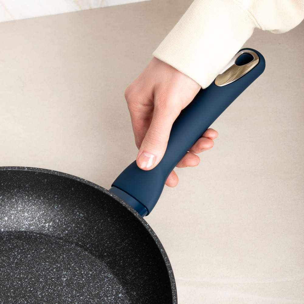 SATOSHI Ривьера Сковорода литая d28см, антипригарное покрытие мрамор, индукция, арт.№ 846-726