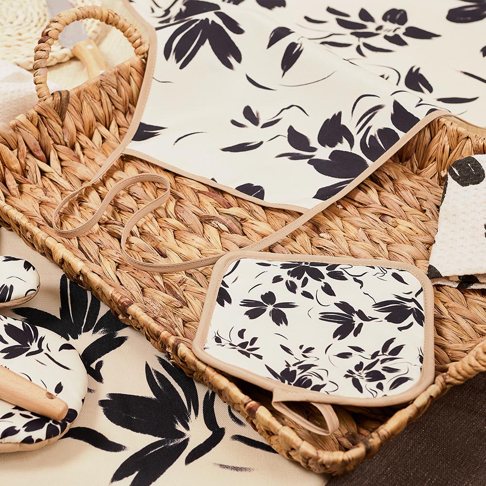 Скатерть текстильная 140x180 см PROVANCE Монблан, 100% полиэстер, арт.№ 435-189