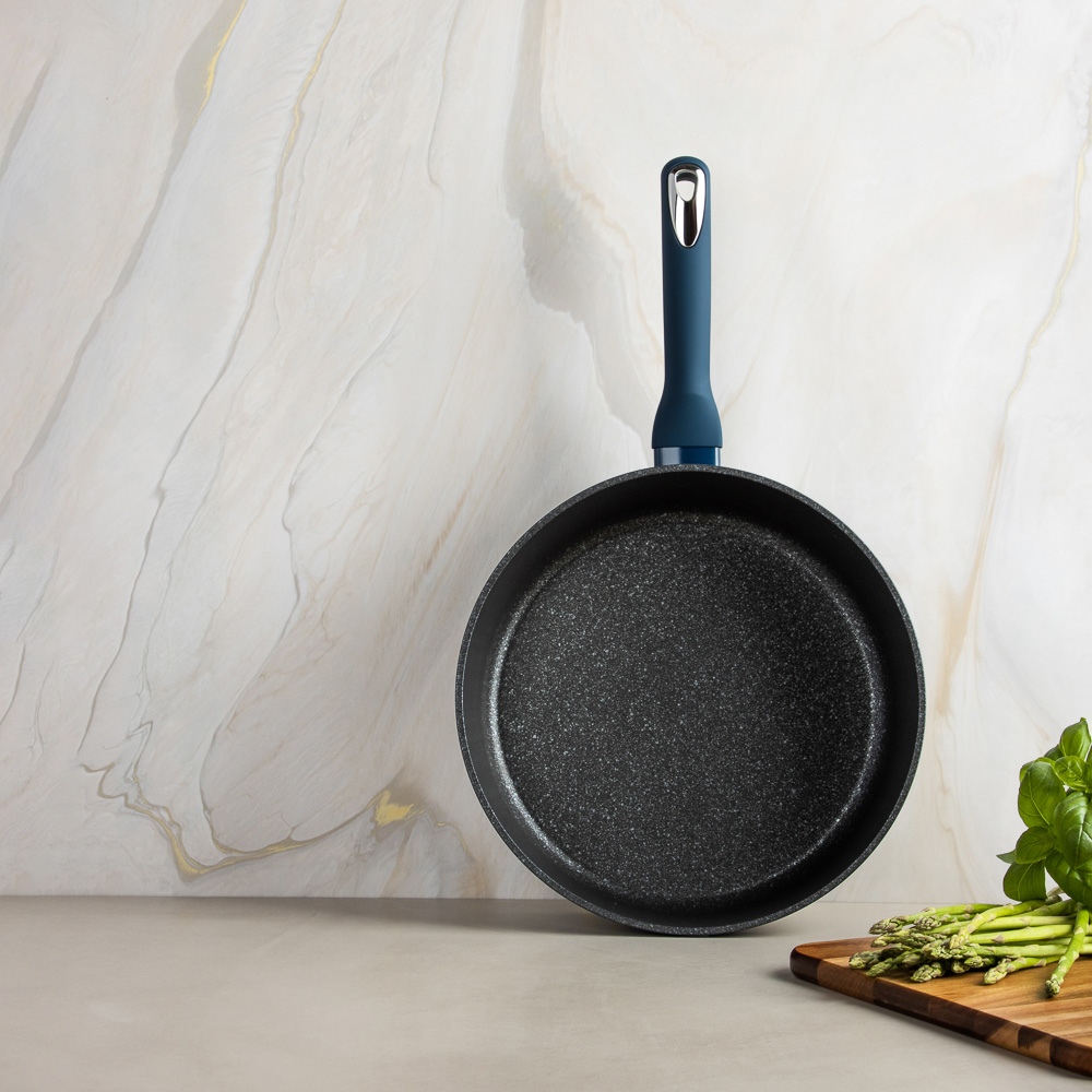 SATOSHI Ривьера Сковорода литая глубокая d28см, антипригарное покрытие мрамор, индукция, арт.№ 846-728