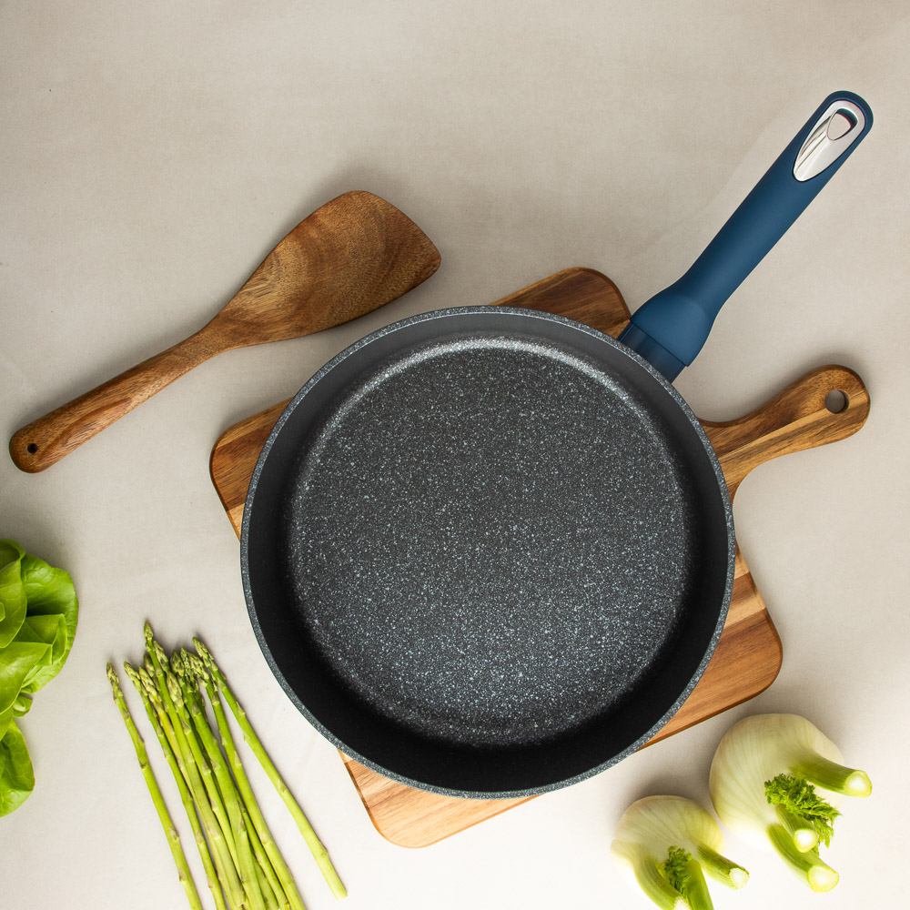 SATOSHI Ривьера Сковорода литая глубокая d28см, антипригарное покрытие мрамор, индукция, арт.№ 846-728