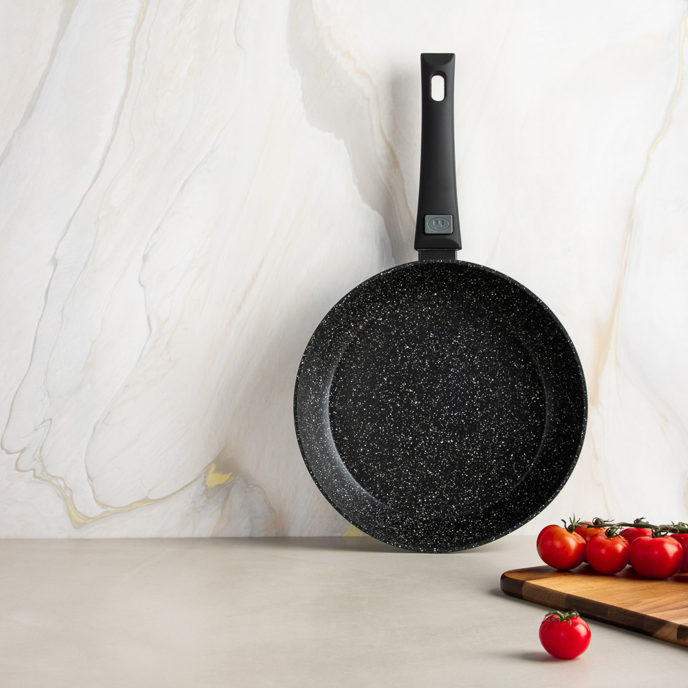 SATOSHI Оникс Сковорода литая d26см, антипригарное покрытие "мрамор", съемная ручка, индукция, арт.№ 846-730