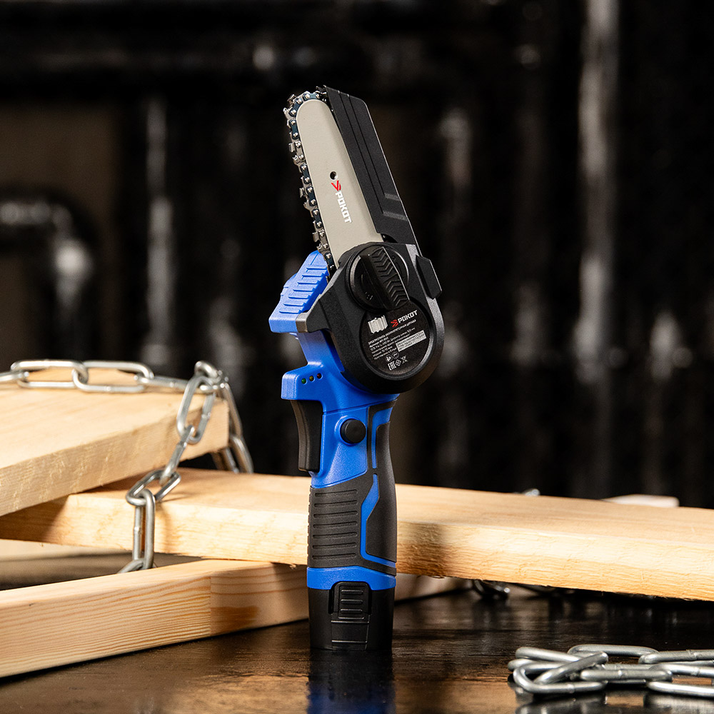 РОКОТ Электропила аккумуляторная цепная 12В, 100 мм, 2.0 А*ч, Li-Ion, 5м/с, ЗУ, арт.№ 691-043