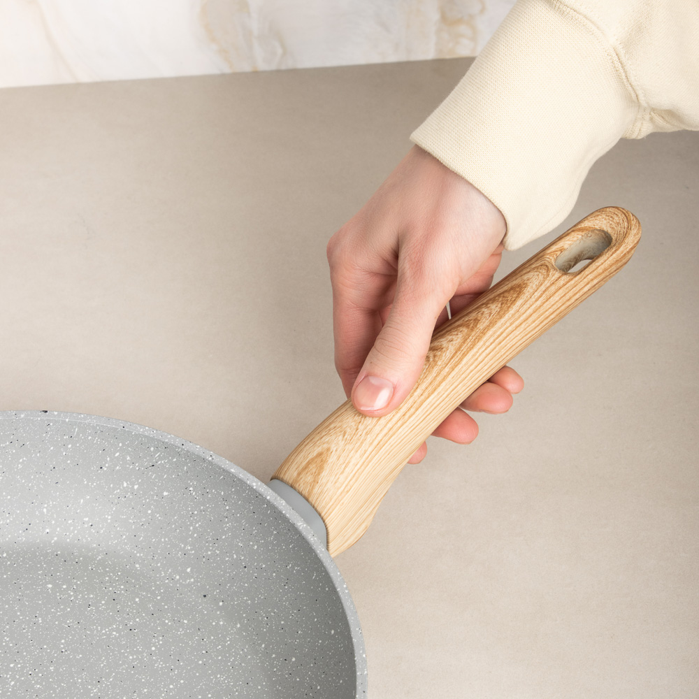 SATOSHI Берг Сковорода литая d24см, антипригарное покрытие Мрамор, индукция, арт.№ 846-736