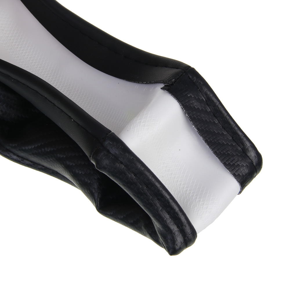 ЕРМАК Оплетка руля, Карбон - А, черная с черными вставками, размер М, полиуретан(PU), арт.№ 708-432