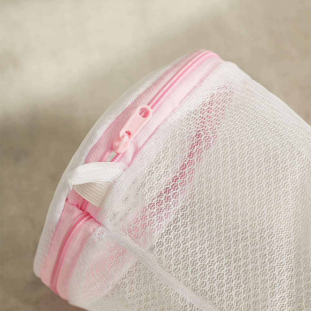 Мешок для стирки белья тм VETTA, цилиндр, на замке, пластик, полиэстер, d15х16h см, арт.№ 452-004