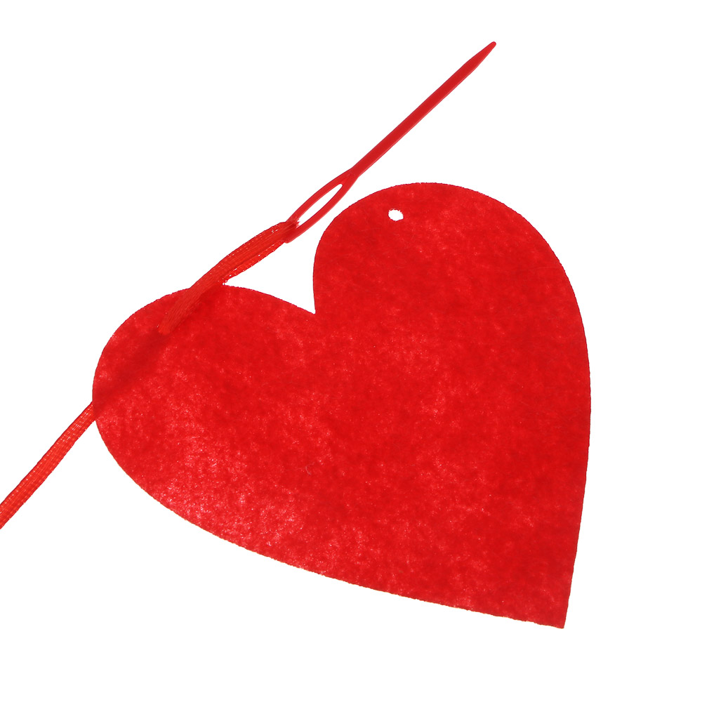 Растяжка гирлянда тм Fntastic "Сердечки" из фетра, на ленте, 3 метра, 10 сердец, красный, арт.№ 521-150