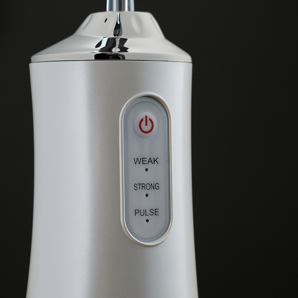 LEBEN Ирригатор, 5 Вт, 3 режима, 4 насадки в комплекте, USB-провод, белый, арт.№ 263-018