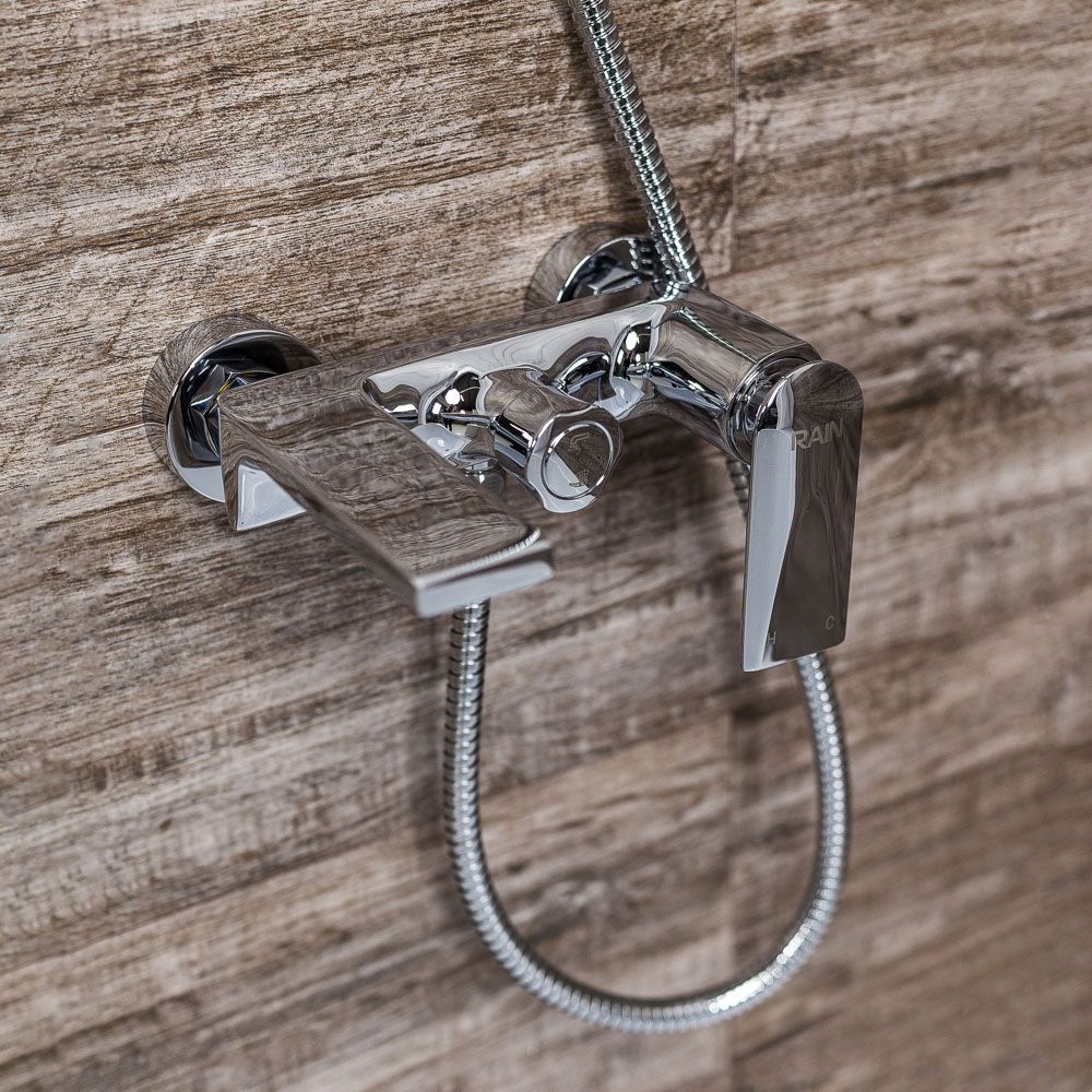 RAIN Смеситель для ванны Малахит, однорычажный, кор излив, карт. 35мм, латунь, хром, арт.№ 561-295