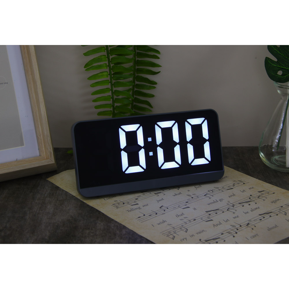 LADECOR CHRONO Будильник электронный, 16,5x1,5x8 см, АВС пластик, 3xAАA, оправа цвет серебро, арт.№ 529-308