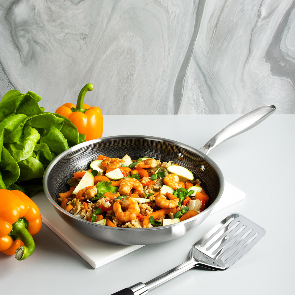 SATOSHI Савона Сковорода Triply 3-х слойная 28х5,3см, нерж.сталь 18/10, антиприг.покр. "соты", инд, арт.№ 822-269