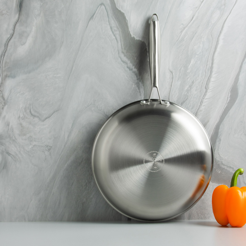 SATOSHI Савона Сковорода Triply 3-х слойная 28х5,3см, нерж.сталь 18/10, антиприг.покр. "соты", инд, арт.№ 822-269