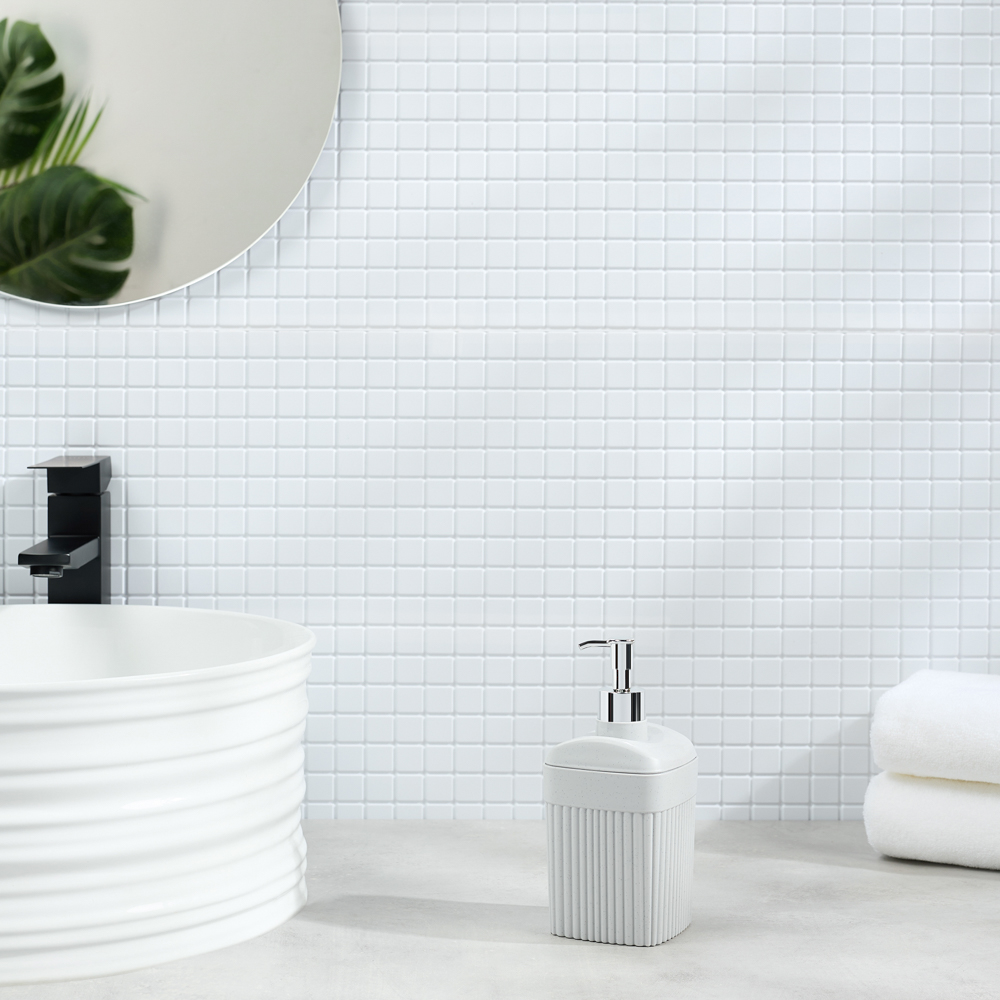 Диспенсер для жидкого мыла "Velvet" 90х90х187мм, 0,65л, светло-серый флэк, арт.№ 463-330