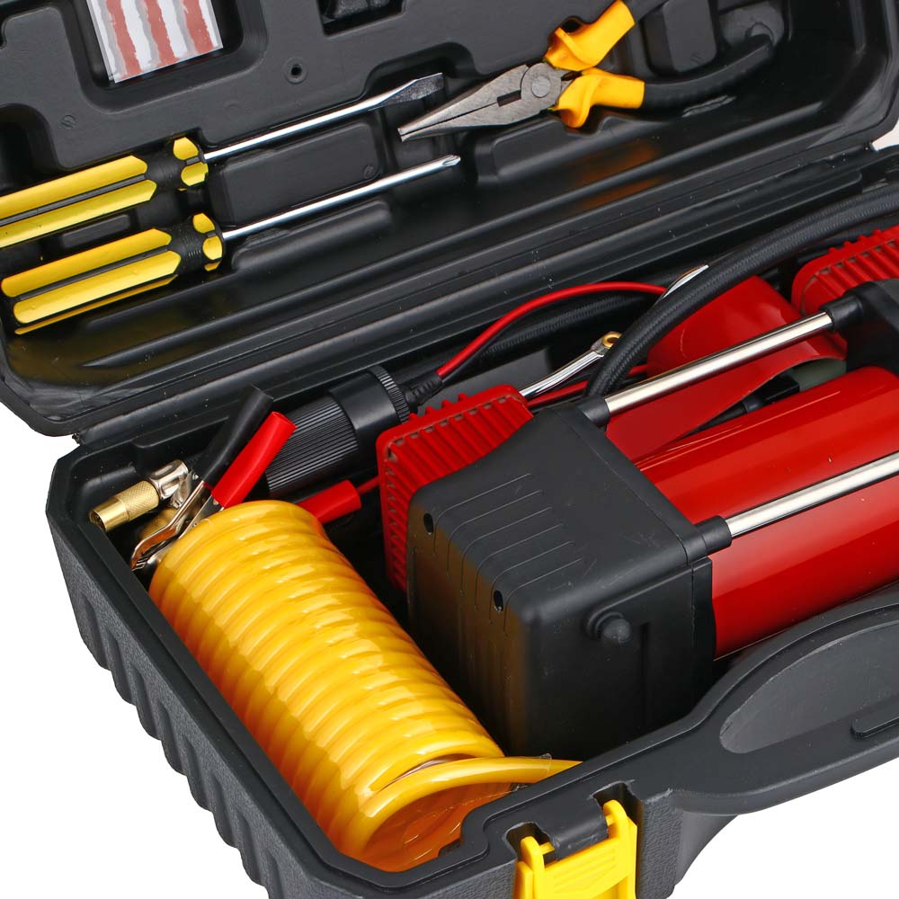 ЕРМАК Набор 12 предметов с 2-х поршневым компрессором 12В, 60л/мин, 180Вт, арт.№ 713-111