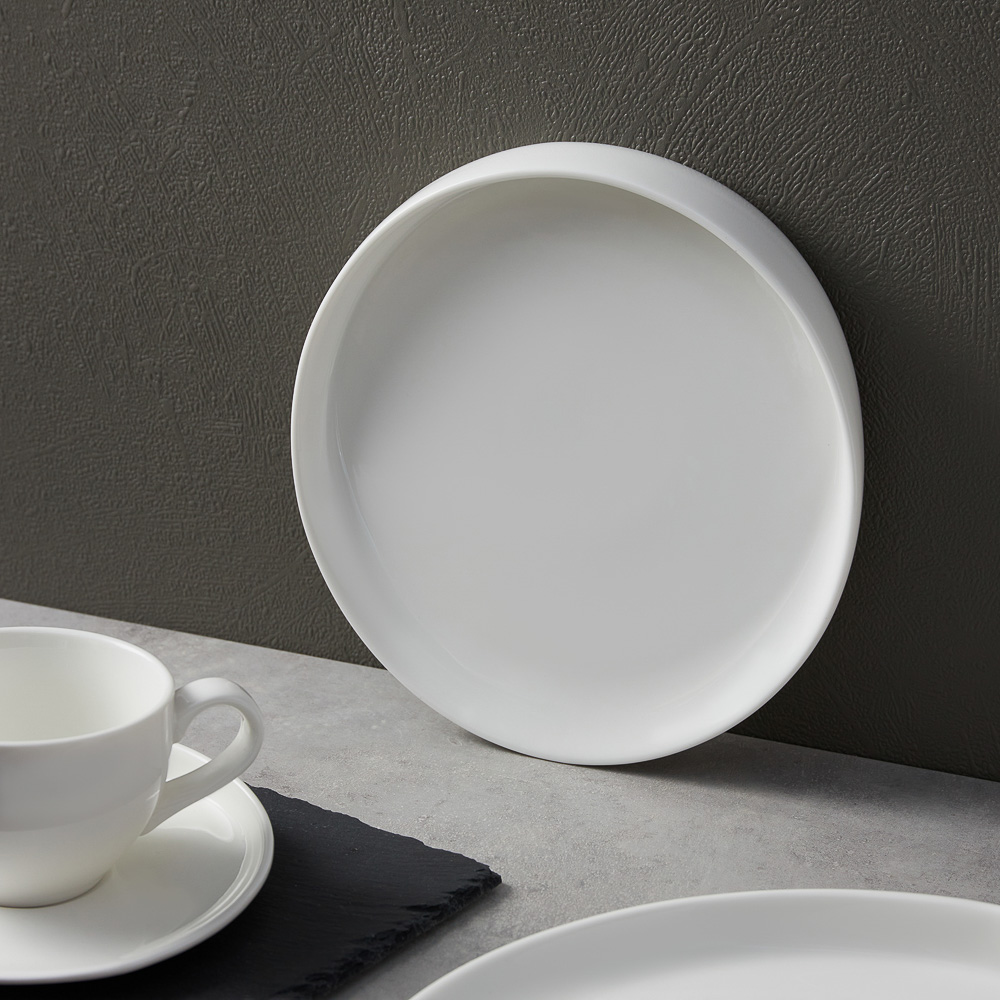 Ivlev Chef Элеганс Тарелка закусочная, 20х19,5х3см, фарфор, арт.№ 824-555