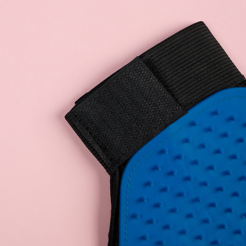 VETTA Перчатка-щетка для домашних животных, нейлон, ТПР, 23х16,5 см, арт.№ 273-147