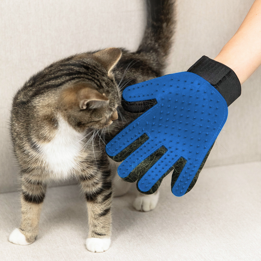 VETTA Перчатка-щетка для домашних животных, нейлон, ТПР, 23х16,5 см, арт.№ 273-147