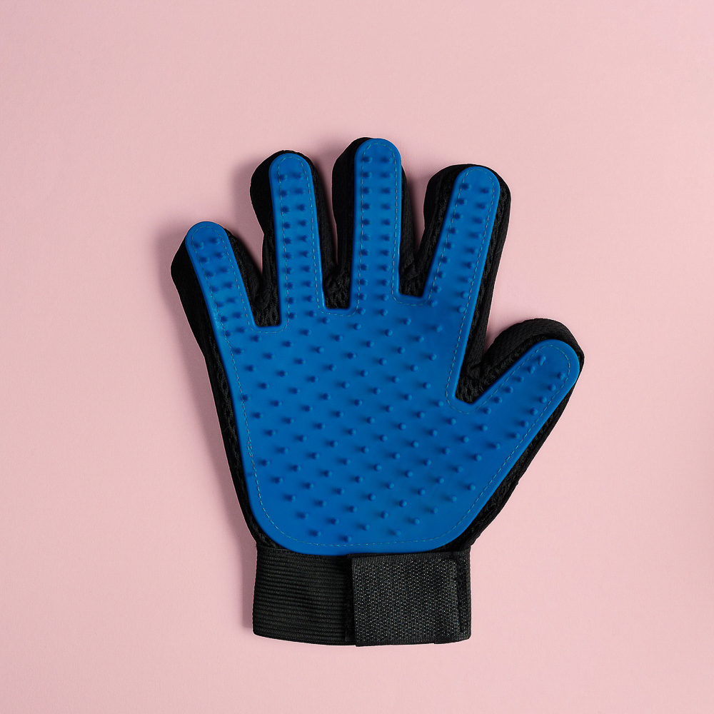 VETTA Перчатка-щетка для домашних животных, нейлон, ТПР, 23х16,5 см, арт.№ 273-147