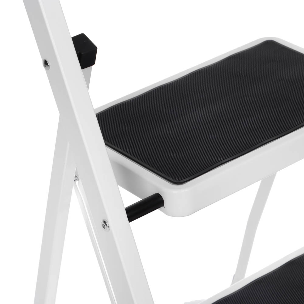 ЕРМАК Стремянка стальная (макс.нагрузка 150кг), 2 ступени, прорезиненные ступени, арт.№ 624-064