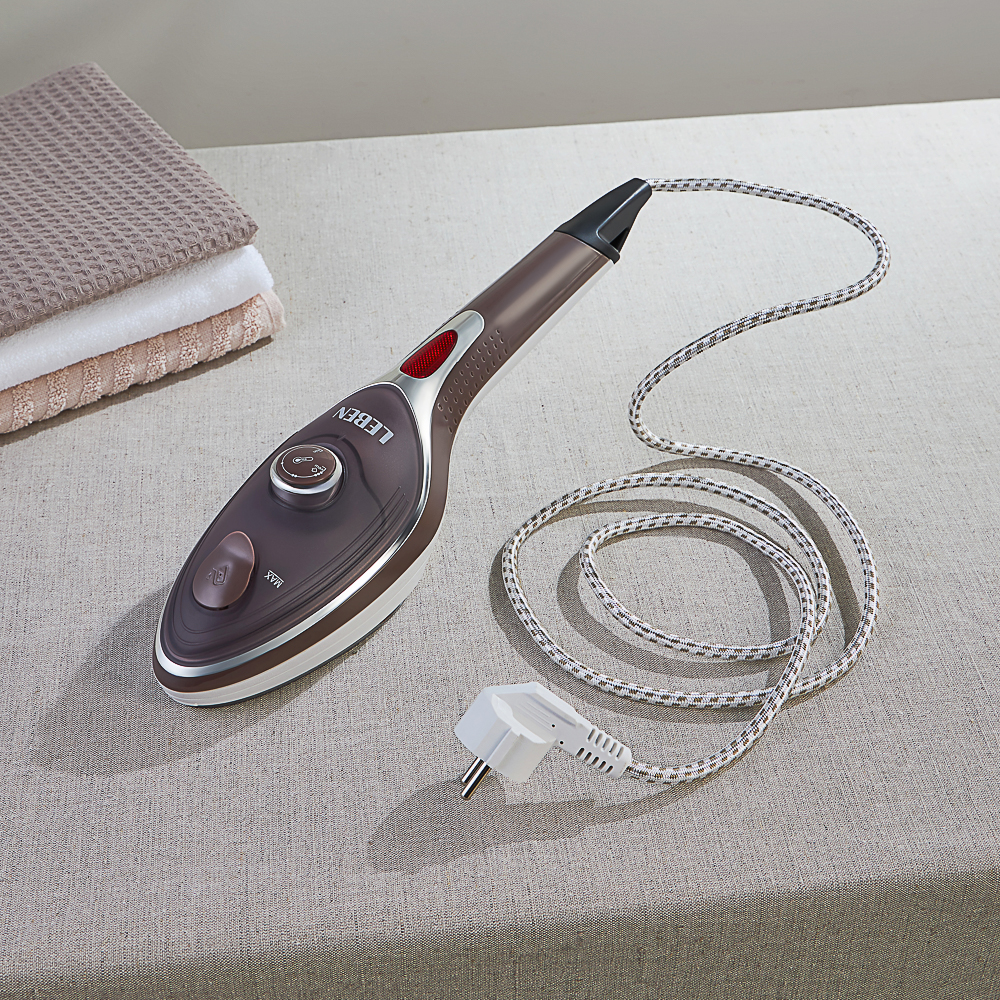 LEBEN Щётка-отпариватель-утюг 1000Вт, тефл. покрыт, терморегулятор, резевр. 100мл, пар 15гр.мин., арт.№ 249-004