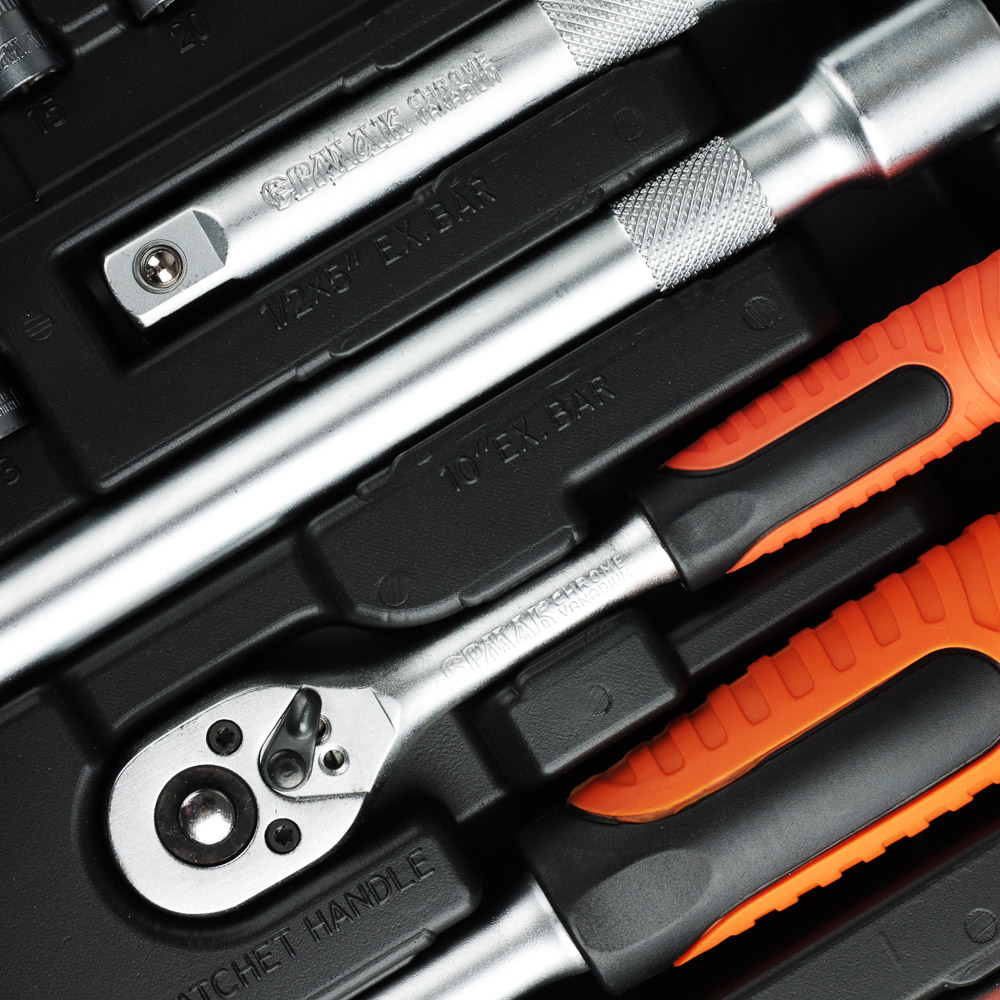 ЕРМАК Набор профессионального инструмента, 56 предм., арт.№ 736-095