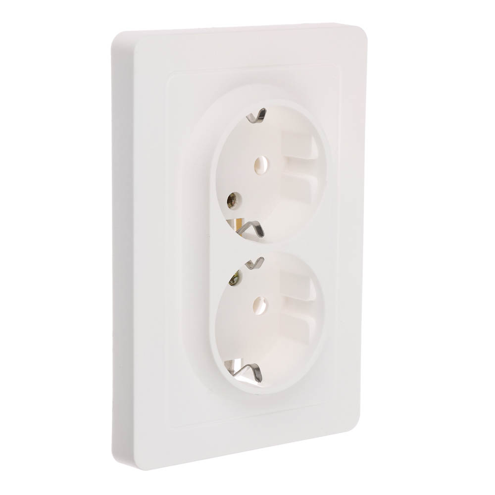 Розетка Intro Style двойная с заземлением 2X2P+E Schuko 16А-250В IP20 СУ белый, арт.№ 904-144