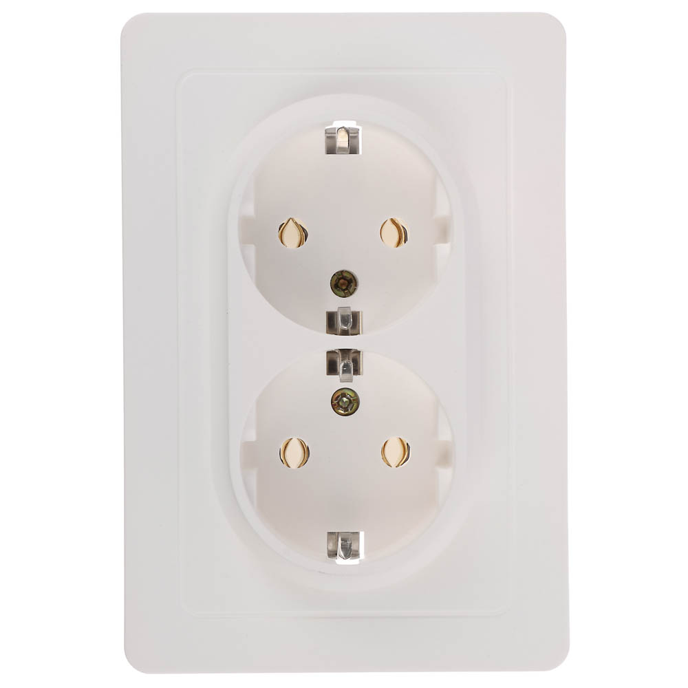 Розетка Intro Style двойная с заземлением 2X2P+E Schuko 16А-250В IP20 СУ белый, арт.№ 904-144