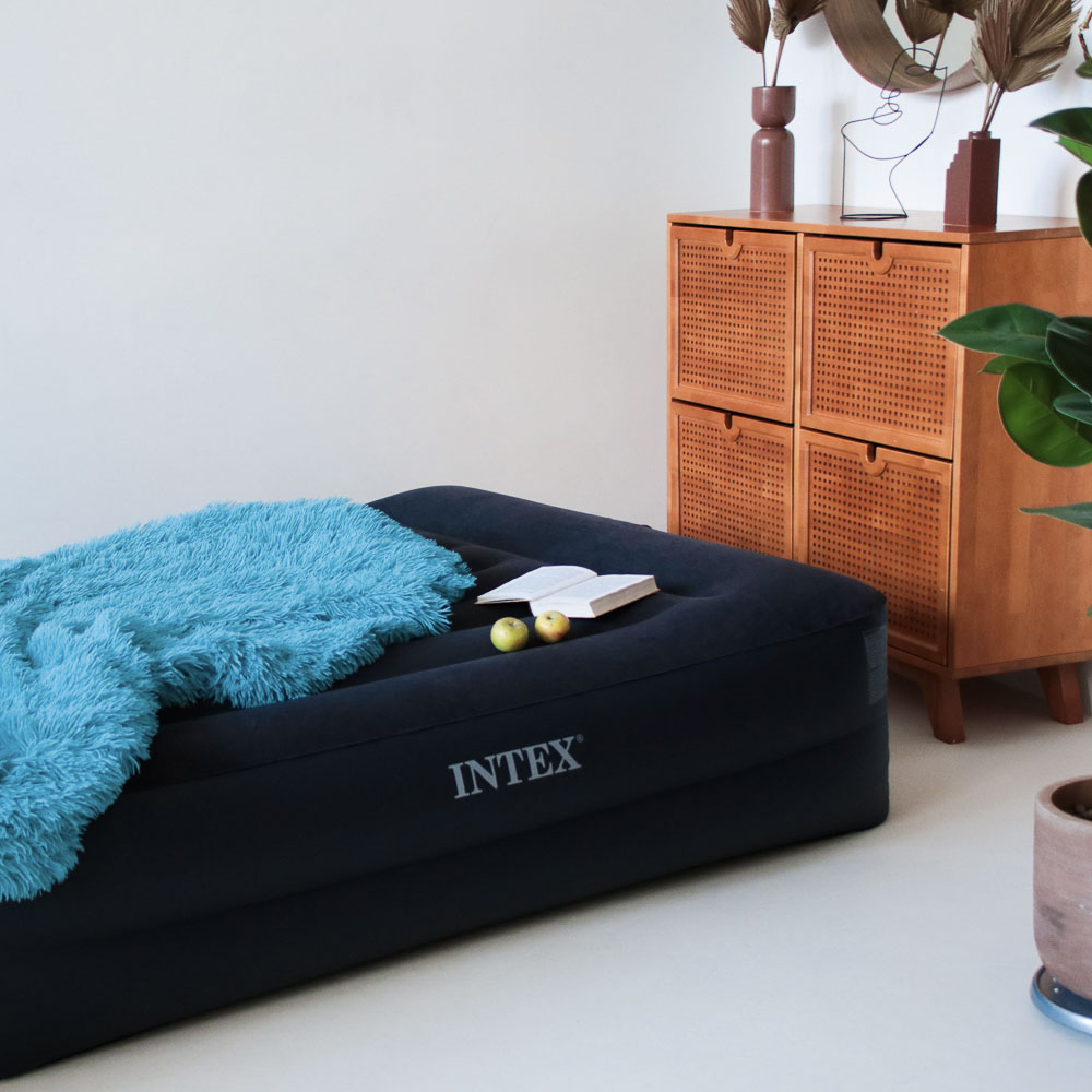 INTEX Матрас надувной PILLOW REST с подголовником, встр.электронасос, 203х152х42см, до 272кг, 64124, арт.№ 108-008