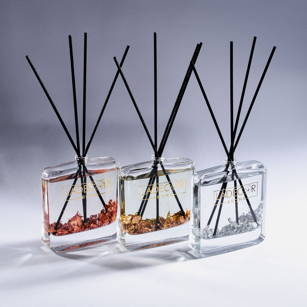 LADECOR Аромадиффузор с палочками, с блестками, 100 мл, 3 аромата, арт.№ 412-076