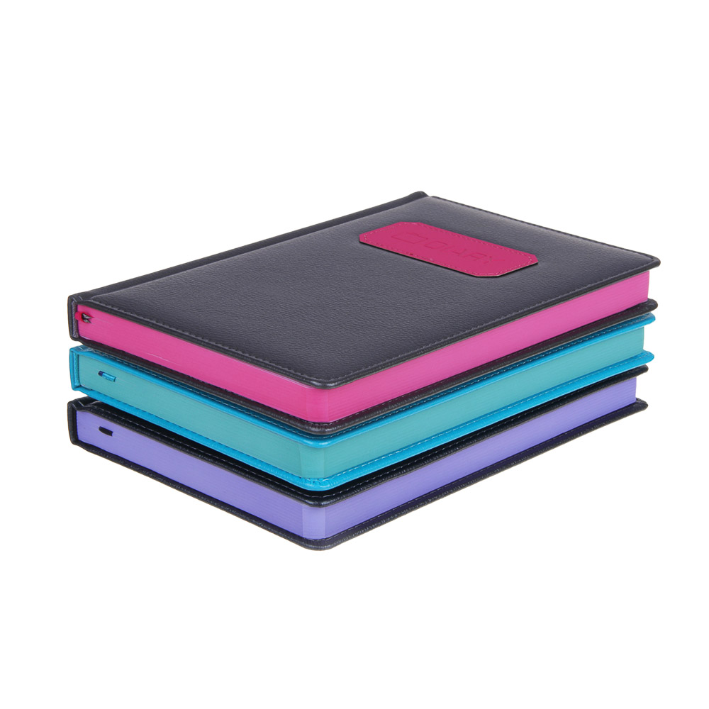 Ежедневник недатир."ЛОФТ" А5, 320 стр., тв.обл.с поролоном, иск.кожа, цв.срез, 3 цвета металлик, арт.№ 572-149