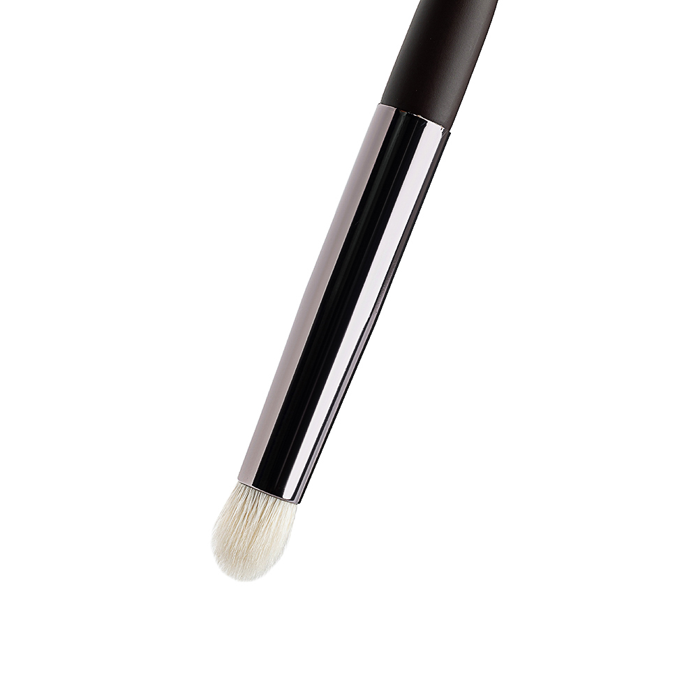 ЮНИLOOK Кисть для растушевки теней бочонок, натуральный ворс, дерево, металл, 15,7см, арт.№ 357-277