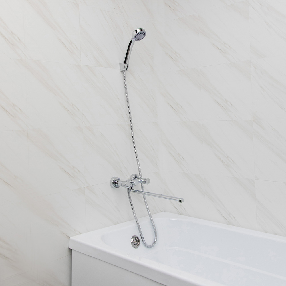 RAIN Смеситель для ванны Уран, прямой излив 35см, кранбуксы 1/2, душ. набор, овал, латунь, хром, арт.№ 561-004